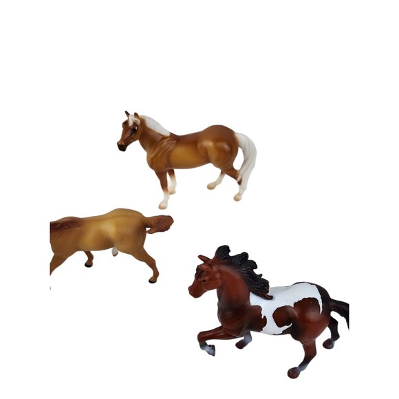Breyer Horse Mixed Lot of 5 & Breyer Pickup Truck *Play Condition* 1 Unbranded - Picture 7 of 8